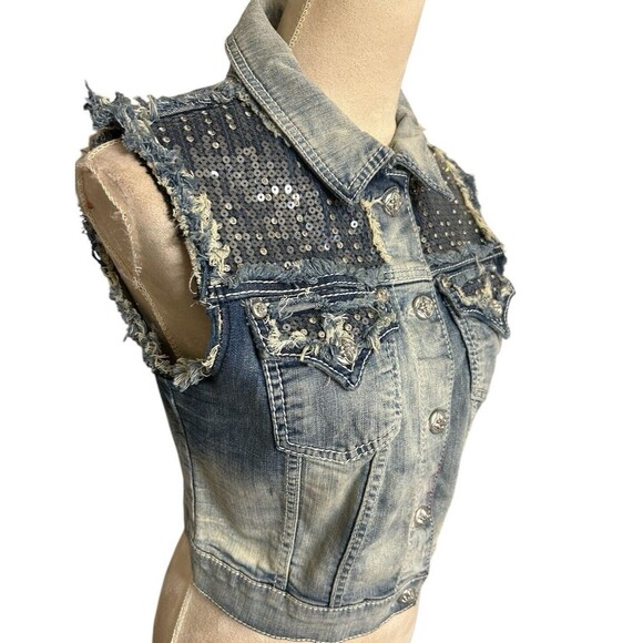 Miss Me Jean Denim Vest Rhinestone Sequin Cropped Frayed Seams Blue Western  M - Picture 5 of 10